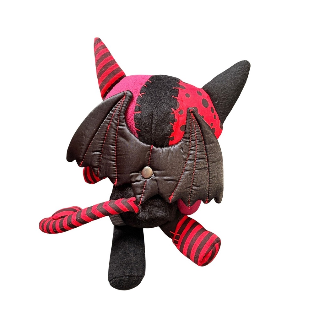 Emily the Strange Mystery Plush Toynami Red Black Patchwork rare only 300 made - Picture 3 of 5